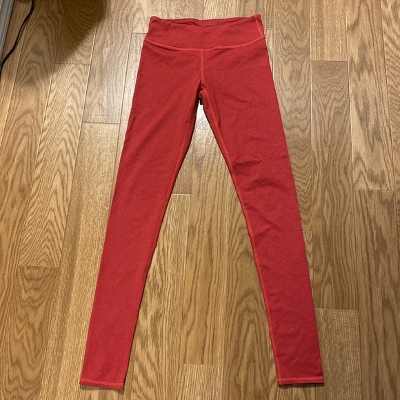 Fabletics Women’s  Ruby Grapefruit High Waisted Leggings (Size 4) - Picture 2 of 10